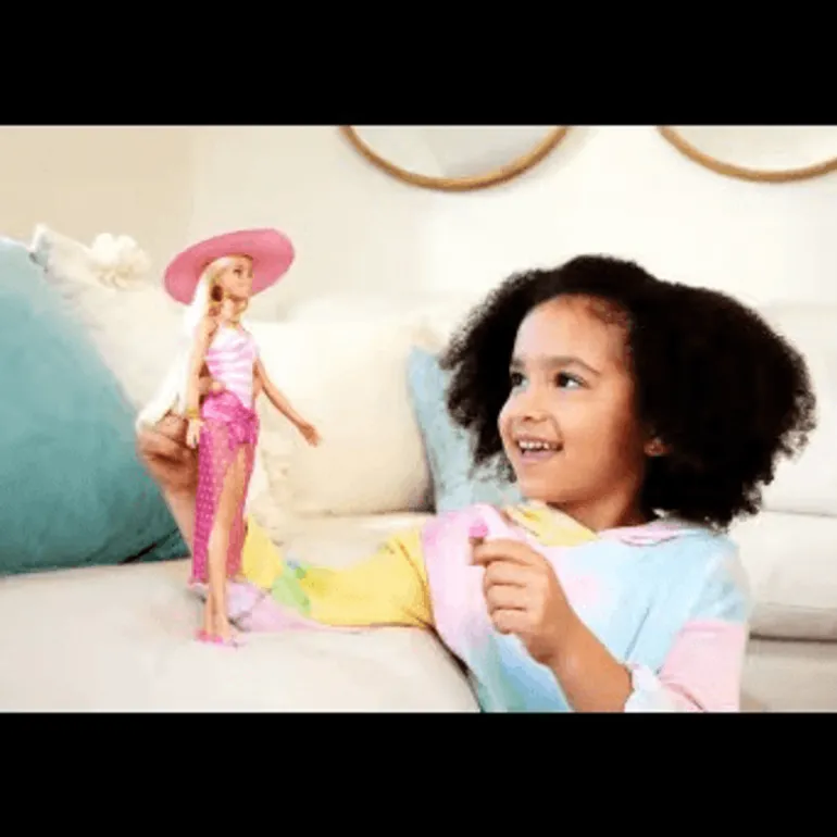 Barbie Fashion & Beauty Muñeca Día de Playa HPL73
