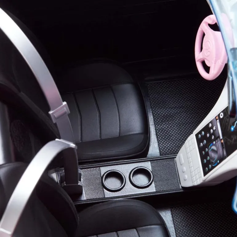 Barbie Fashionista Coche Convertible