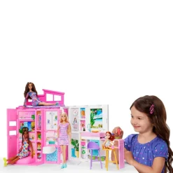 Barbie Glam Set Getaway House con 4 Áreas de Juego: Cocina, Baño, Dormitorio y TV Room
