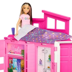 Barbie Glam Set Getaway House con 4 Áreas de Juego: Cocina, Baño, Dormitorio y TV Room