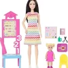 Barbie Profesiones Set Maestra Cabello Negro con Niña JCR71