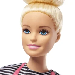 Barbie Set de Cafetería incluye Barbie BarTender