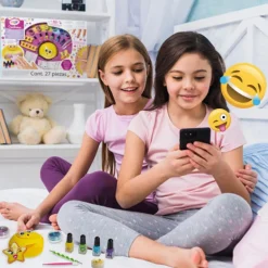 Crayola Salón de Uñas de Emoji