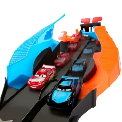 Disney Pixar Cars Pista que Brilla en la Obscuridad