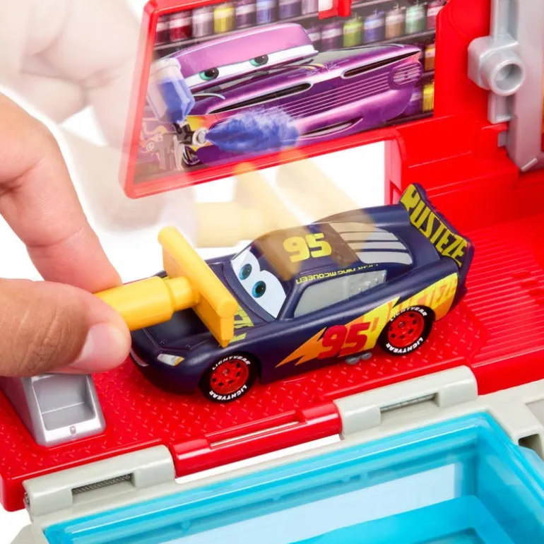 Disney Pixar Cars Set Trailer Mack Color Changers