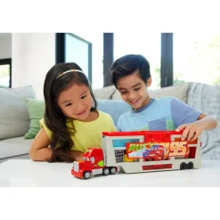 Disney Pixar Cars Set Trailer Mack Color Changers