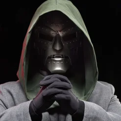 Hasbro Marvel Legends Máscara Doctor Doom