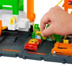Hot Wheels City Súper Estación de Gasolina