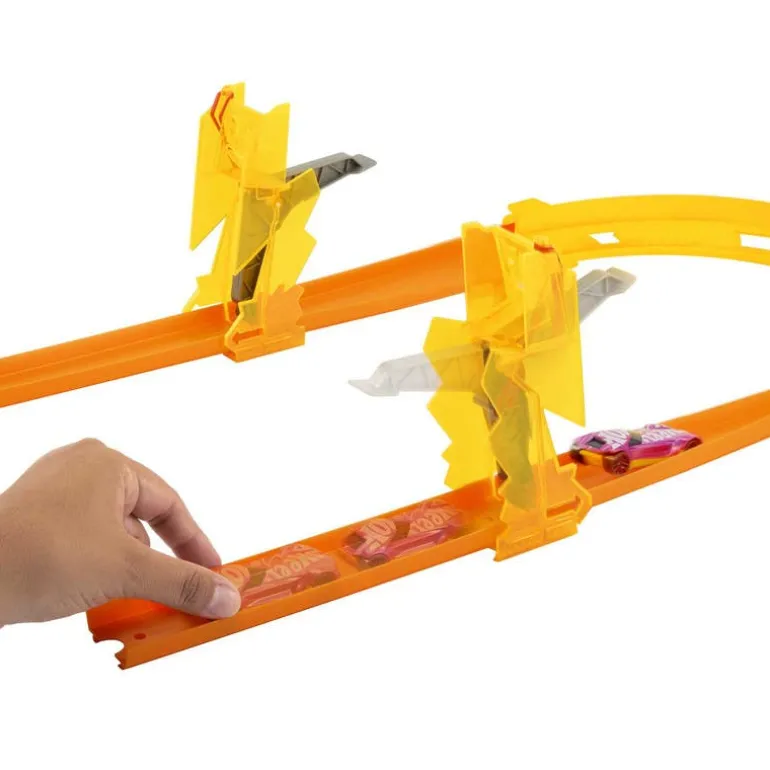 Hot Wheels Maletín Pista Acrobacias