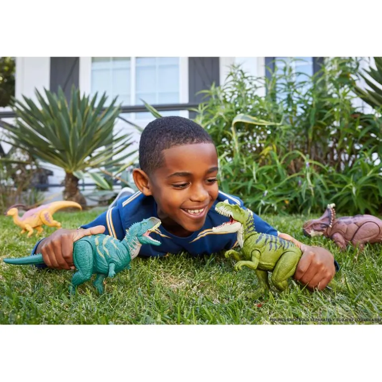 Jurassic World Dinosaurio Colección Majungasaurus Rugido Feroz HTK76
