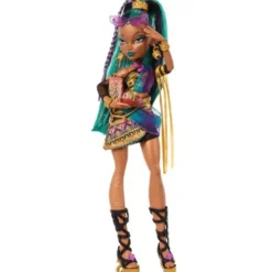 Monster High Muñeca Nefera para niñas HPD53