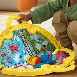 Play-Doh Set de Juegos Para Viajes con Accesorios y 4 Latas