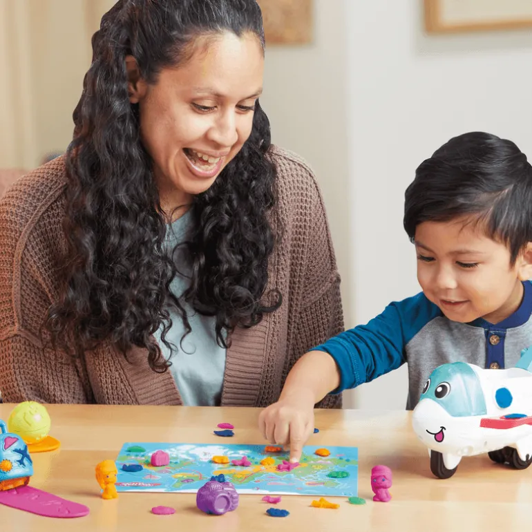 Play-Doh Set de Juegos Avión con 3 Accesorios y 4 Latas