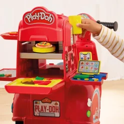 Play-Doh Vespa Montable Correpasillos y Pizzería con 15 Accesorios y 10 Latas